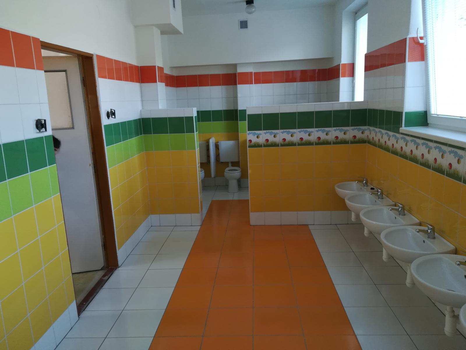 Fotogaléria Rekonštrukcia hygienických zariadení Materská škola (27) Rekonštrukcia hygienických zariadení Materská škola